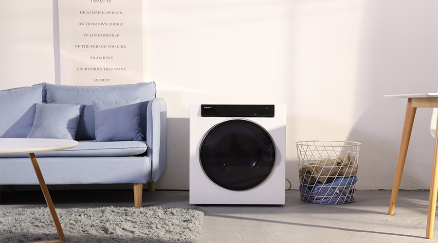 羽絨服，到底該不該用滾筒干衣機(jī)進(jìn)行烘干？